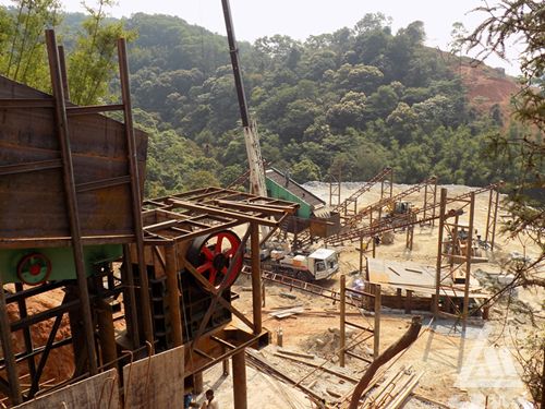 磊蒙機(jī)械：蘿崗黃麻村1060生產(chǎn)線安裝現(xiàn)場(chǎng)